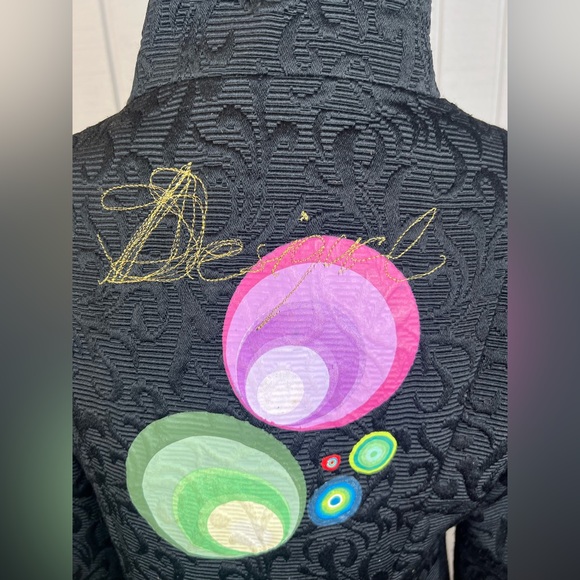 Desigual Coat Women’s size  42 /10 Black Jacquard Stand up Collar Button Front - Picture 4 of 15
